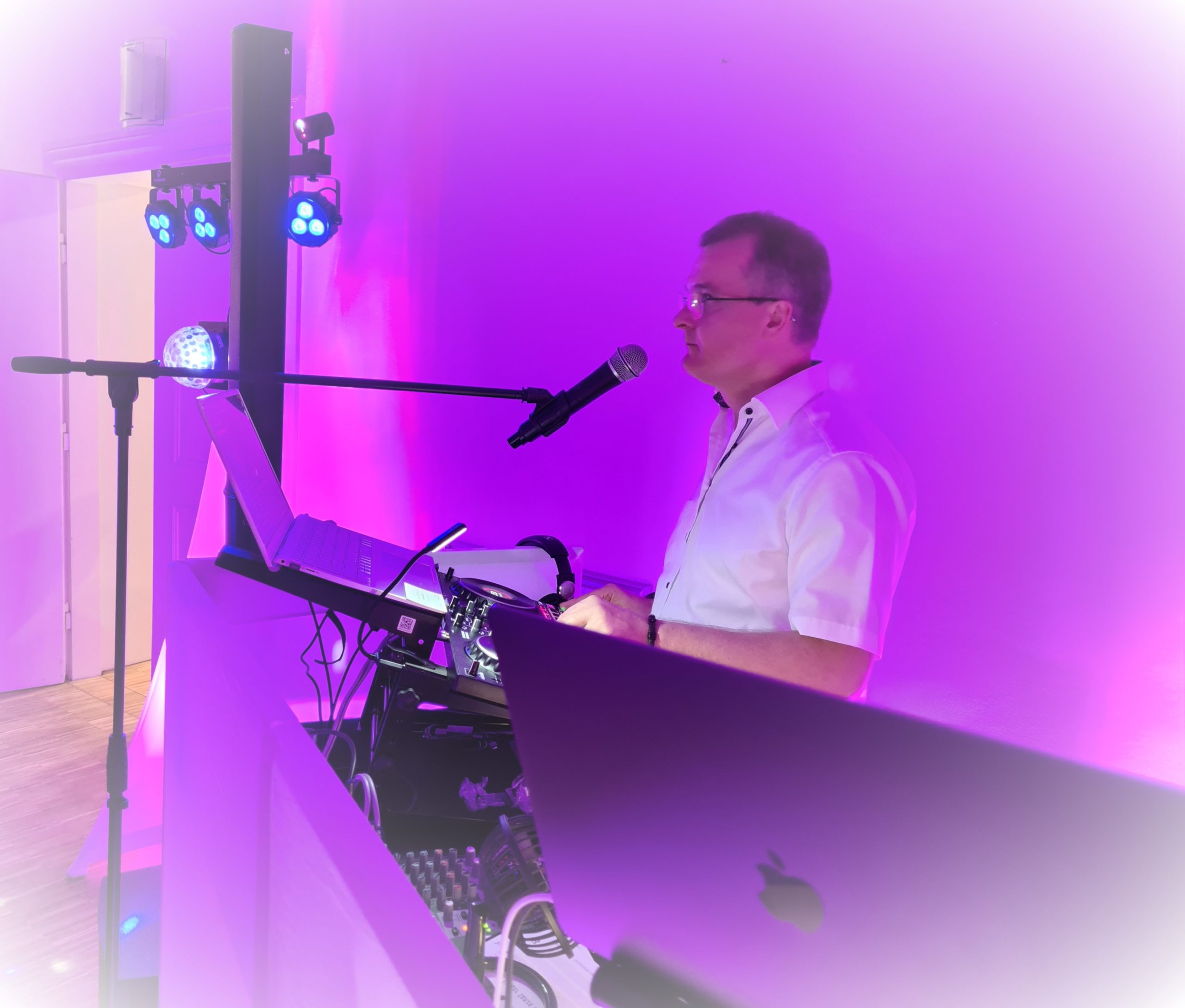 DJ Axel Urland DJ Axel Urland